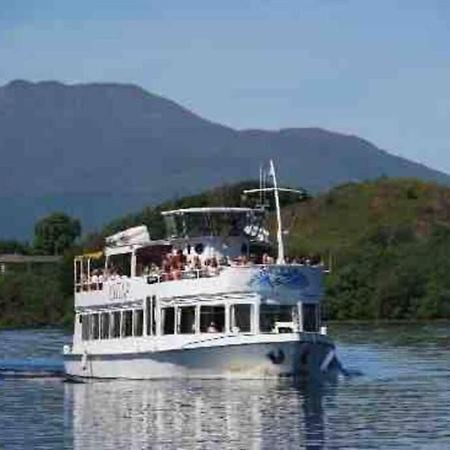 One Bedroom Flat On The Banks Of Loch Lomond Alexandria Exteriör bild