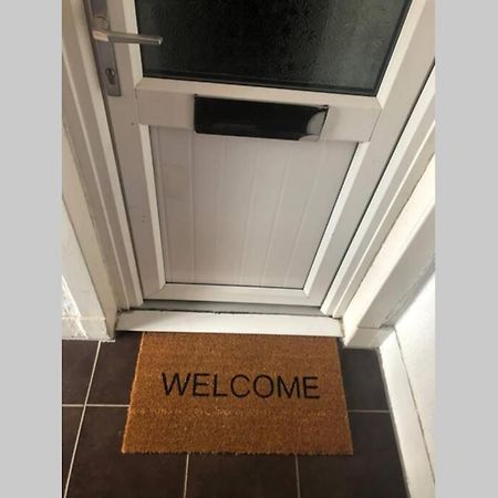One Bedroom Flat On The Banks Of Loch Lomond Alexandria Exteriör bild