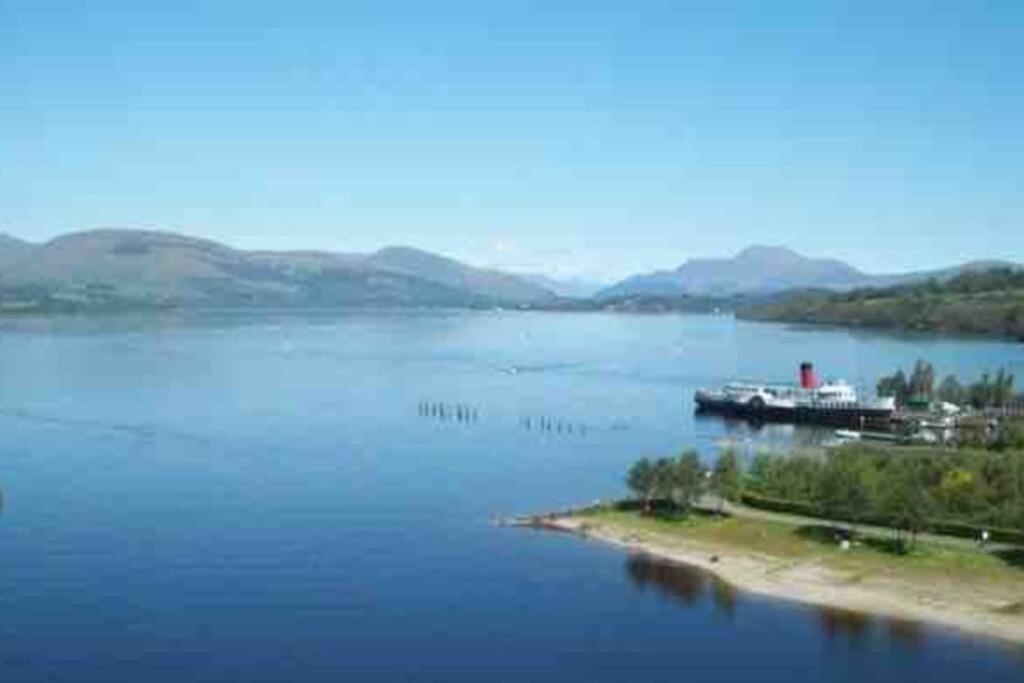 One Bedroom Flat On The Banks Of Loch Lomond Alexandria Exteriör bild